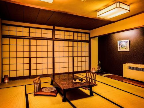 Japanese-Style Room