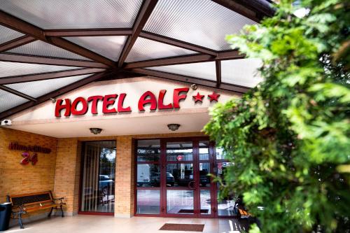 . Hotel Alf