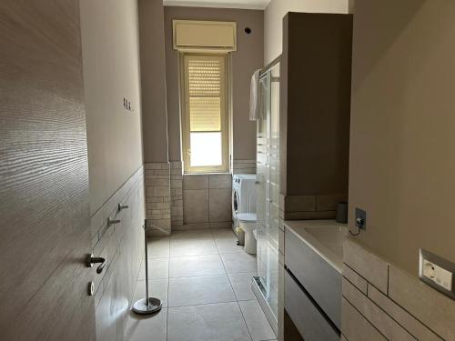 One-Bedroom Apartment image 4