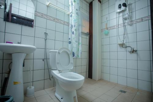 Apartment with Terrace image 4
