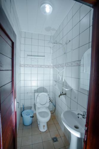 Apartment with Terrace image 9