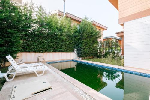 Chic Villa w Pool Garden Fireplace in Sile
