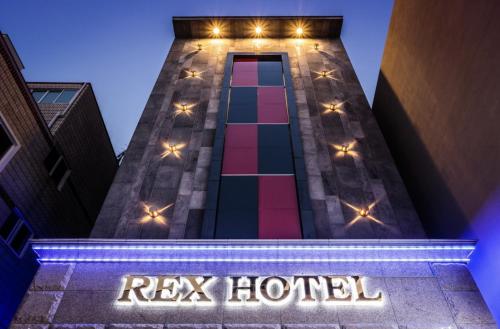 Rex Hotel