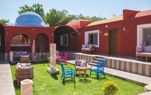 Exterior view, Tuya Hotel in Abu Simbel