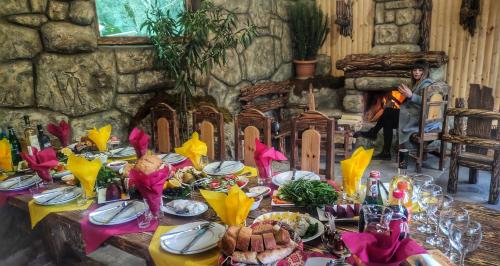 Ресторан, Getahovit Resort in Іджеван