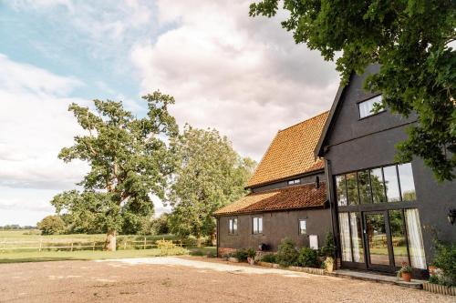 Manor Farm Barn