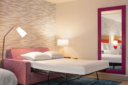 1 queen bed