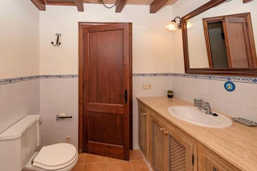 Villa Camp del Bosch by Sealand Villas - image 5