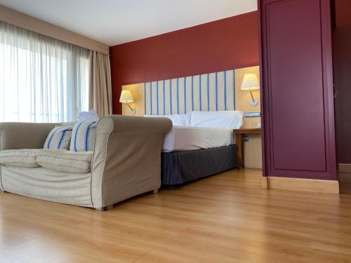 Hospedium Hotel Villa Gomá - image 11