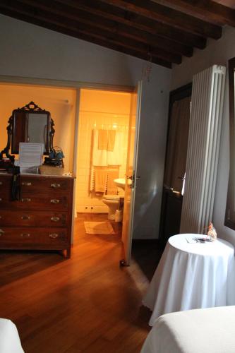 La Casa Di Scarlett – Florence, IA