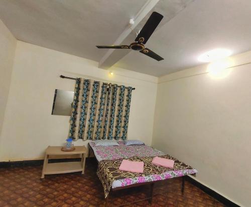 A Latent Farm Stay in Guhagar
