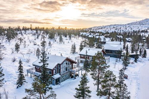Five-Bedroom Villa with Sauna
