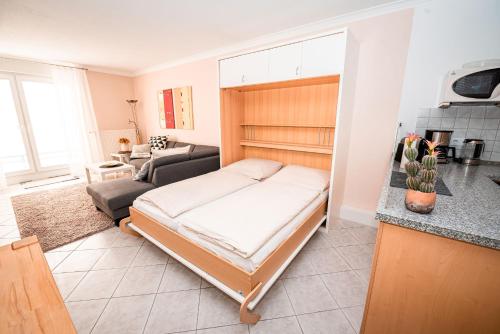 Apartment with Balcony image 5