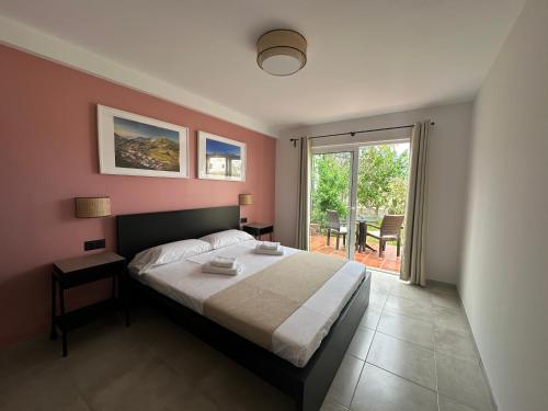 1 double bed