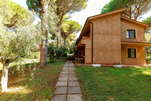 Residence with swimming-pool in Guardistallo surrounded by Nature