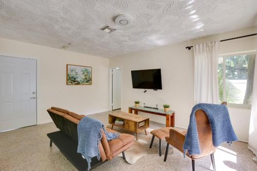 Sunny Deerfield Beach Home with Private Patio! in Deerfield Beach, USA