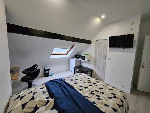 Agréable studio de 16m2 sans kitchenette - Location saisonnière - Neuilly-sur-Marne