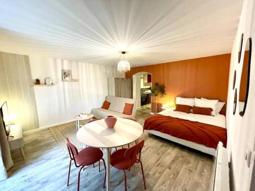 Grand Studio Chez Soi - Queen size bed - Terrasse