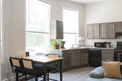 Flexhome Marquette Economy 2BR Apt MP5 in Milwaukee, USA