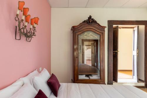 iFlat Trevi Fountain's roomy&friendly apartment - image 6