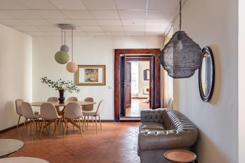 iFlat Trevi Fountain's roomy&friendly apartment - image 14
