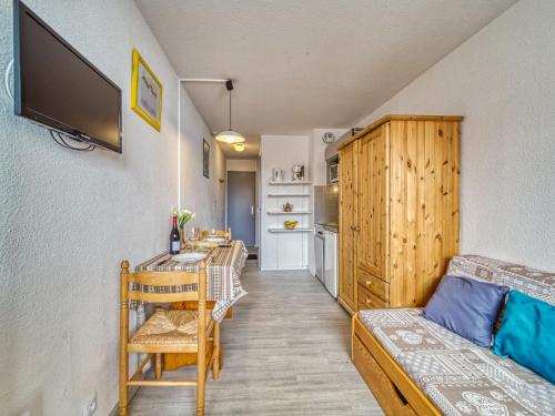 Apartment Vanoise 172 by Interhome in Val Thorens