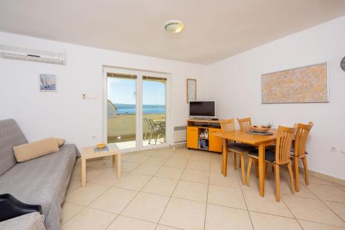 One-Bedroom Apartment room in Apartments Petak