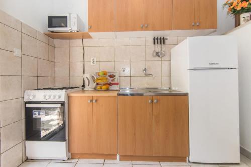 Apartments Jelena - image 4
