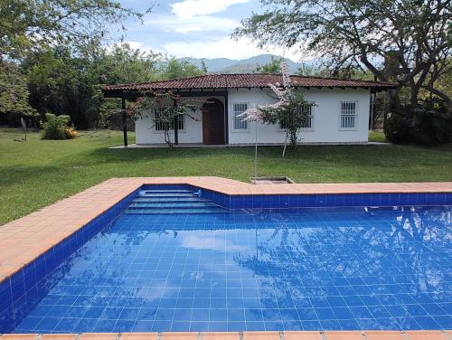 ทัศนียภาพ, Finca Bellavista in ซานติอาโก เด คาลี