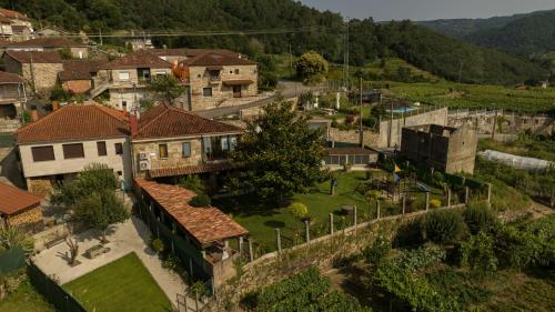  Casa A Chairiña y A Revolta in Arnoia