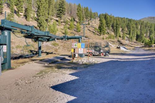 Philipsburg Log Cabin - Direct Bike Park Access!