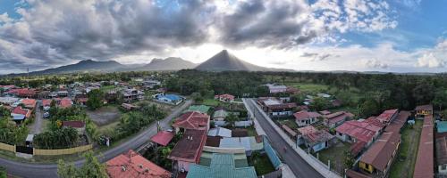 La Fortuna Lodge by Treebu Hotels