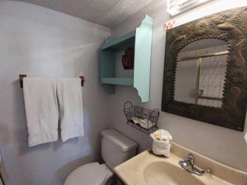 Two-Bedroom Apartment image 8