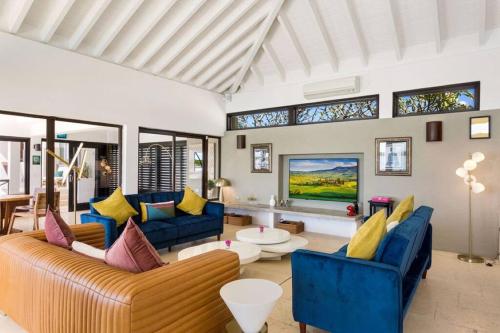 Songbird 4 BR Anguilla Villa