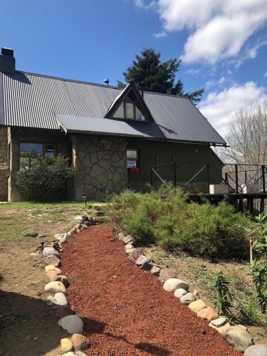 El Tranco - Casa Bajada Poujardieu - Junín de los Andes