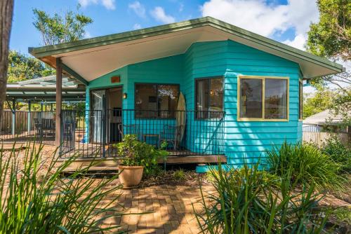 Blue House Surf Shack - Pet Friendly