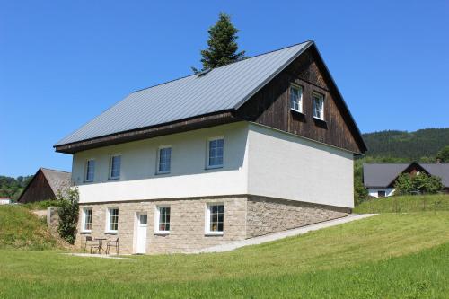Entrance, Studia Pod Lysou in Rokytnice nad Jizerou