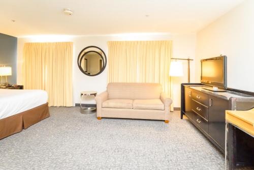 Philadelphia Suites at Airport - An Extended Stay Hotel