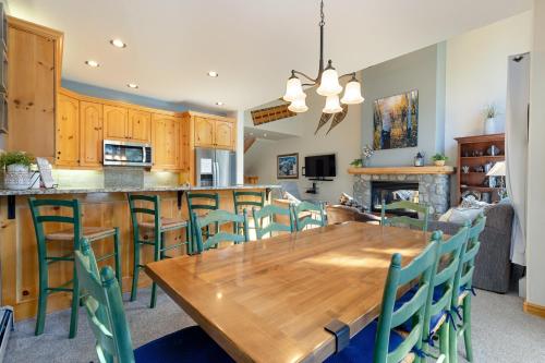 2985 Ironwood Townhomes - image 5