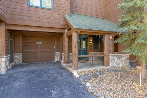 1975 Starfire Townhomes - image 11