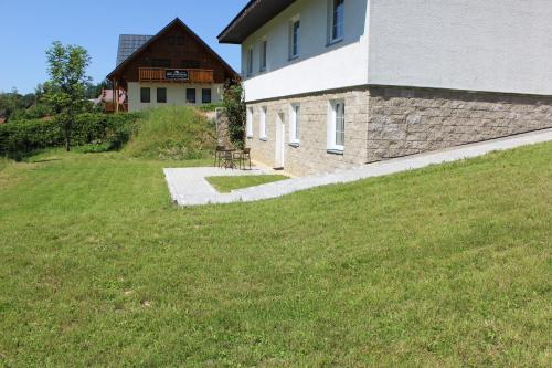 Exterior view, Studia Pod Lysou in Rokytnice nad Jizerou
