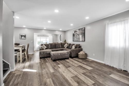 The Manhattan Retreat in Buffalo, USA