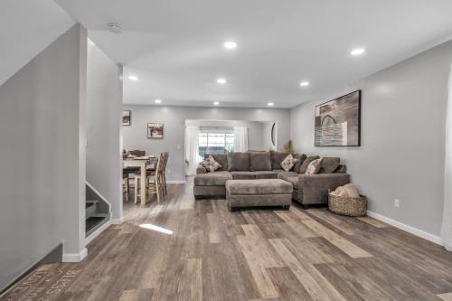 The Manhattan Retreat in Buffalo, USA