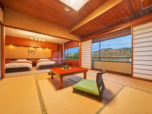 Japanese-Style Room