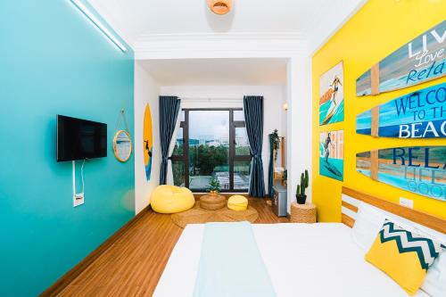 room detail thumbnail 1