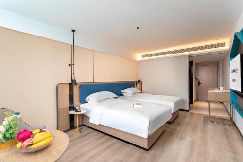 Superior Twin Room image 2