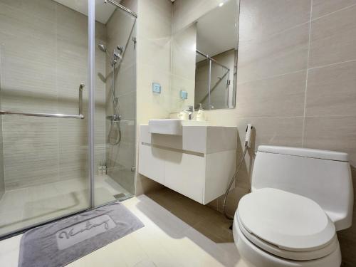 Two-Bedroom Apartment image 9