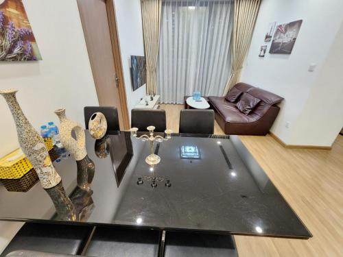 Two-Bedroom Apartment image 5