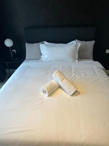 Axon Residence at Pavilion KLCC KL Tower view by KIMIRO Axon Residence at Pavilion KLCC KL Tower view by KIMIRO