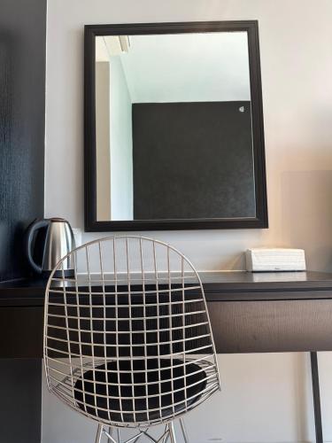 Axon Residence at Pavilion KLCC KL Tower view by KIMIRO Axon Residence at Pavilion KLCC KL Tower view by KIMIRO